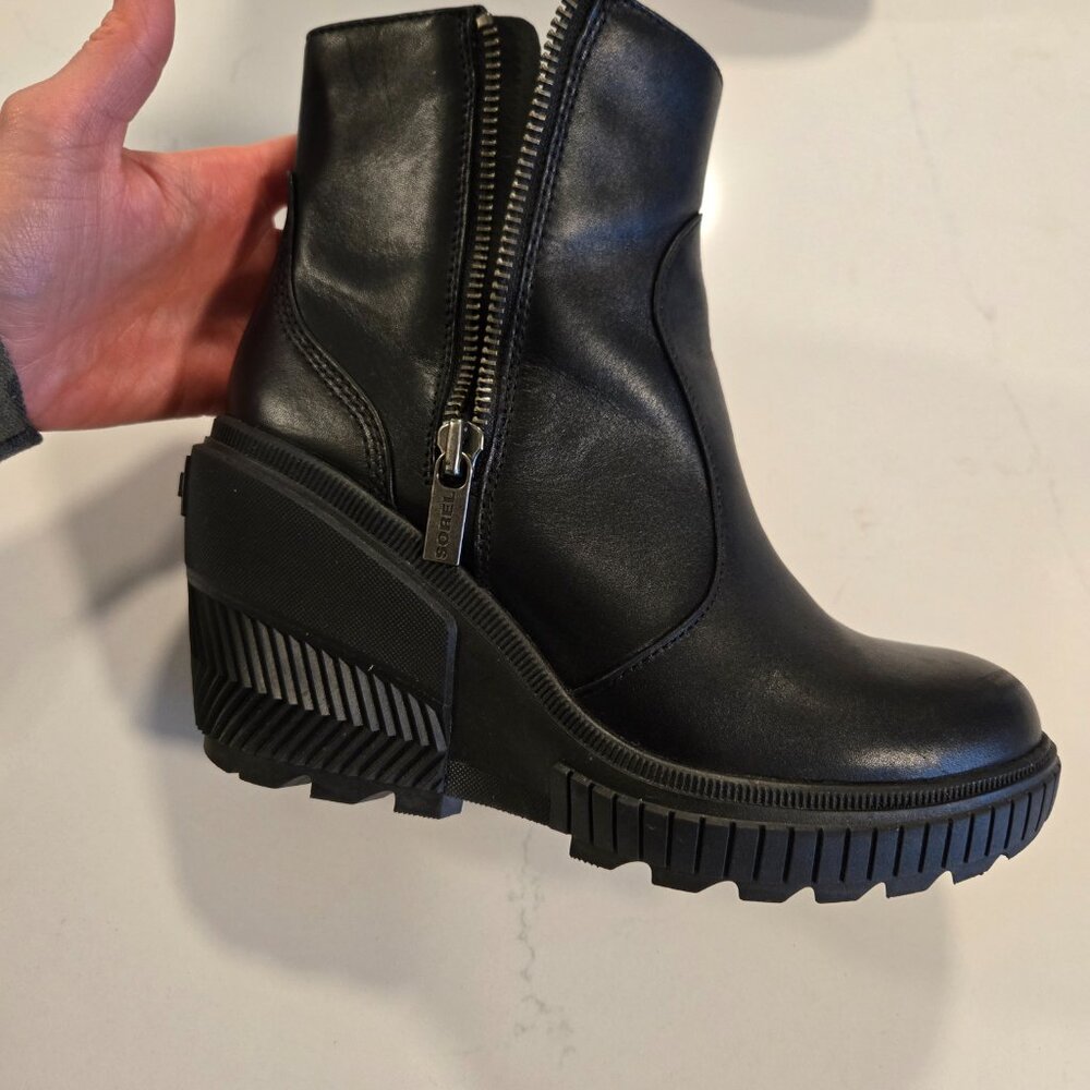 SOREL Ona Ave Zip Wedge Waterproof Bootie SIZE 8/UK 6/EUR 39